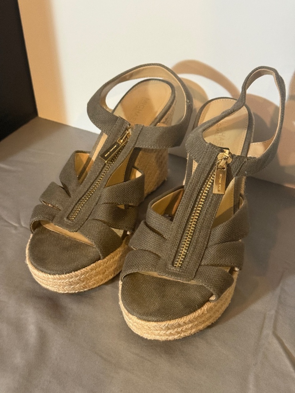 Michael Kors Berkley Front Zip Espadrille Wedge Sandals Olive Canvas Gold